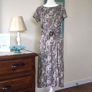 Brown and White Print Dress Size Medium